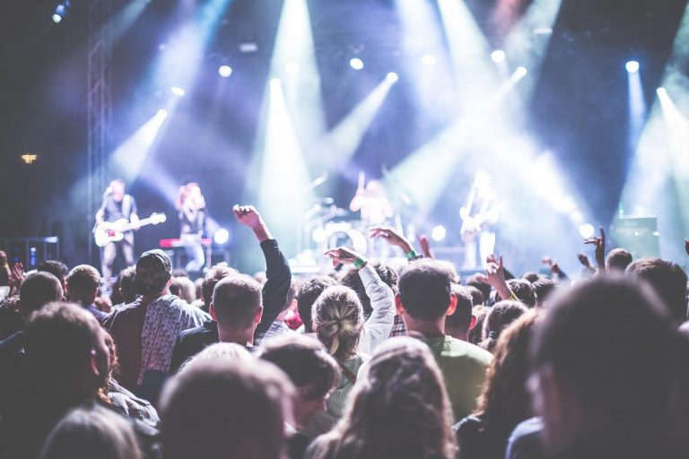 Calendario concerti giugno 2026 in Italia: orari e info date Ligabue, Vasco Rossi, Eros Ramazzotti, Gigi D’Alessio e tanti altri
