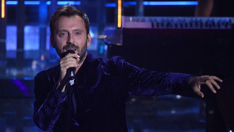 Cesare Cremonini in concerto a Milano oggi: scaletta e info stadio San Siro | Meteo 13 giugno 2022 Cesare Cremonini in concerto a Milano oggi: scaletta e info stadio San Siro | Meteo 13 giugno 2022