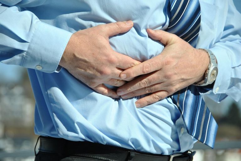 Infarto, ecco la proteina spugna che pulisce le arterie del cuore. Lo studio Infarto, ecco la proteina spugna che pulisce le arterie del cuore. Lo studio