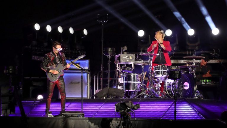 Muse in concerto a Firenze Rocks venerdì 17 giugno 2022: orario e scaletta Visarno Arena | Meteo