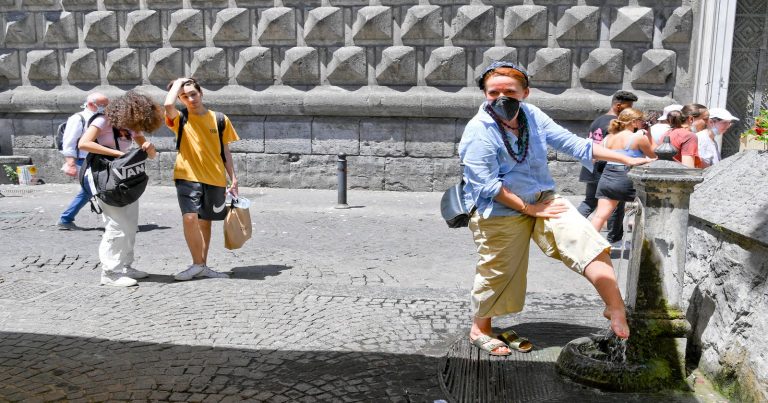 Meteo Napoli – Settimana rovente in Campania con cieli soleggiati e caldo molto intenso a oltranza