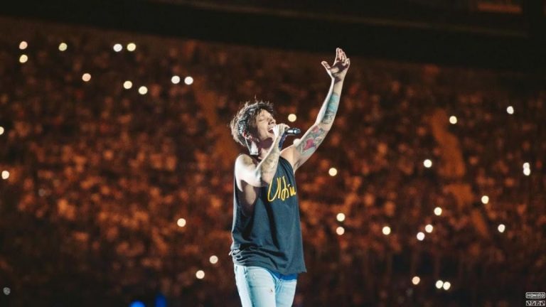 Concerto Ultimo a Napoli oggi, 26 giugno 2022: orario, biglietti, come arrivare e scaletta stadio Diego Armando Maradona – Meteo Concerto Ultimo a Napoli oggi, 26 giugno 2022: orario, biglietti, come arrivare e scaletta stadio Diego Armando Maradona – Meteo