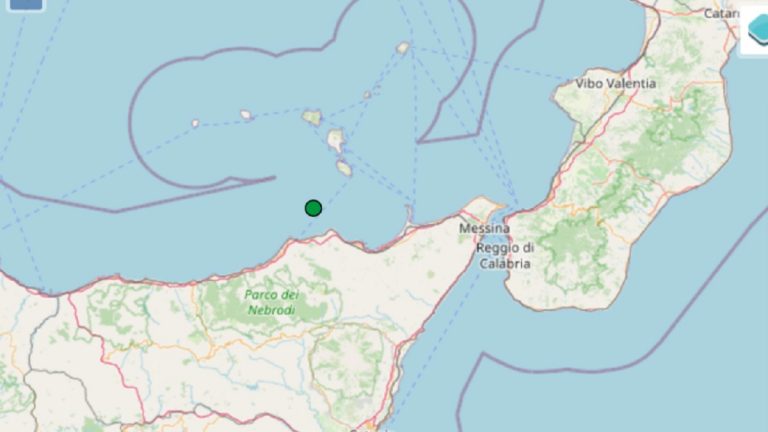 Terremoto in Italia oggi, lunedì 11 luglio 2022: scossa M 2.0 sulla Costa messinese | Dati INGV