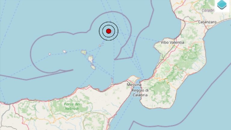 Terremoto in Sicilia oggi, sabato 16 luglio 2022: scossa intensa sulle Isole Eolie | Dati INGV