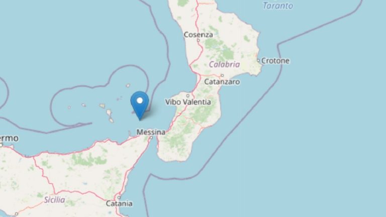 Terremoto in Sicilia oggi, sabato 6 agosto 2022: scossa M 2.5 sulla costa messinese | Dati INGV Terremoto in Sicilia oggi, sabato 6 agosto 2022: scossa M 2.5 sulla costa messinese | Dati INGV