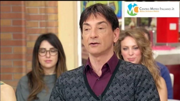 Oroscopo Paolo Fox oggi, mercoledì 17 agosto 2022: la classifica segni dal peggiore al migliore Oroscopo Paolo Fox oggi, mercoledì 17 agosto 2022: la classifica segni dal peggiore al migliore