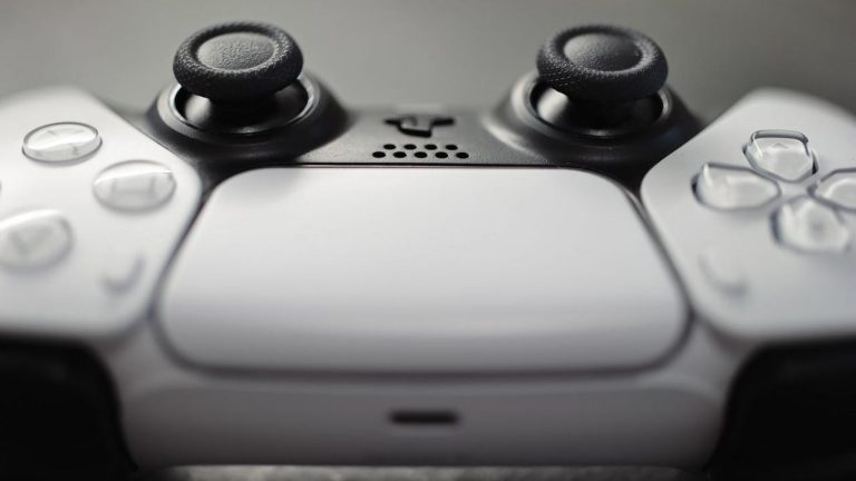 Playstation denunciata, gravi danni agli utenti: ecco cosa è successo Playstation denunciata, gravi danni agli utenti: ecco cosa è successo