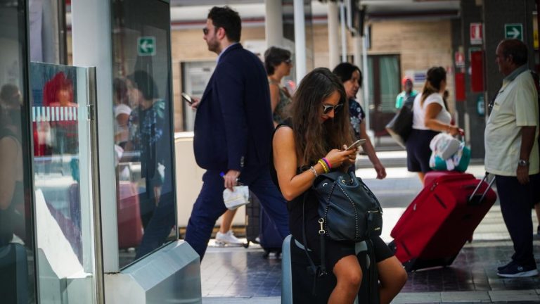 Sciopero trasporti venerdì 16 settembre 2022: stop mezzi pubblici, orari Milano, Roma, Napoli e Torino – Meteo