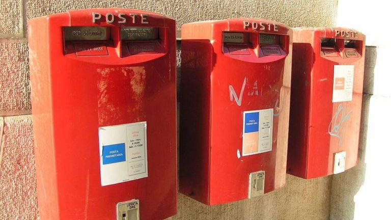 Postage Stamp Printed In Italy Shows Pacchi Postali, Parcel Stamps Serie Circa Postage Stamp Printed Image168324910 - Foto 12