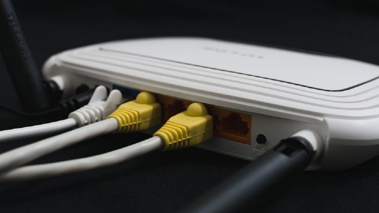 Rete WI-Fi che rallenta, la causa potrebbe essere una intrusione esterna: ecco come smascherarla