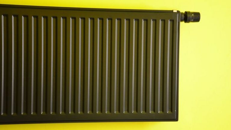 Accensione termosifoni 2025-2026, le regole da rispettare per evitare sanzioni salate