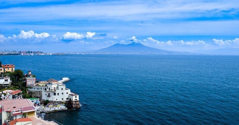 Meteo Napoli – Possibile ancora qualche pioggia pomeridiana, ma nei prossimi giorni tanto sole e clima mite