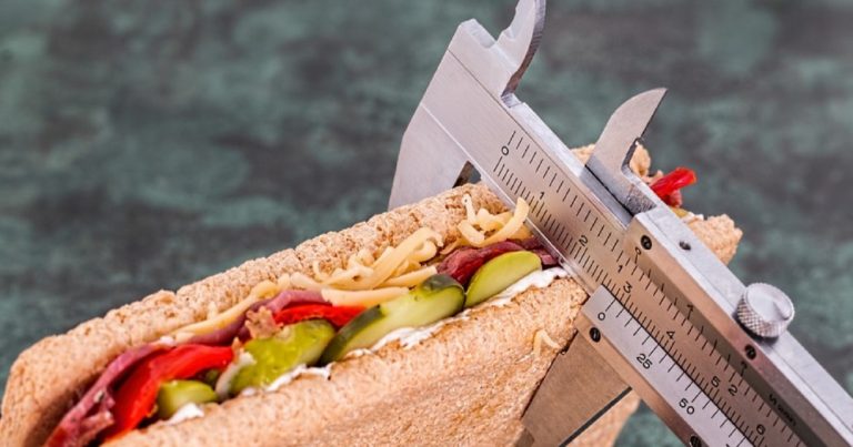 Dieta 80/20, la cura dimagrante che ha fatto perdere 50 kg ad una infermiera: come funziona Dieta 80/20, la cura dimagrante che ha fatto perdere 50 kg ad una infermiera: come funziona