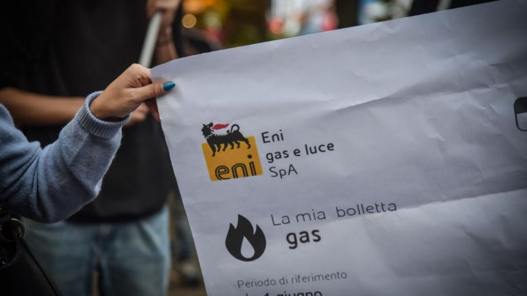 Bollette luce e gas, arriva lo scontrino dell’energia: ecco cosa cambia per gli utenti e da quando Bollette luce e gas, arriva lo scontrino dell’energia: ecco cosa cambia per gli utenti e da quando