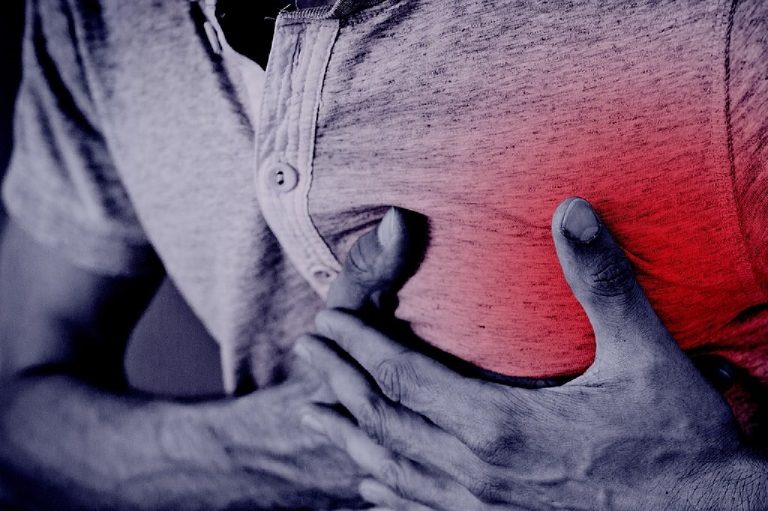 Attenzione alla miocardite: ecco i sintomi più frequenti per riconoscerla. Tutti i dettagli Attenzione alla miocardite: ecco i sintomi più frequenti per riconoscerla. Tutti i dettagli