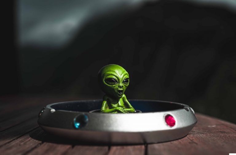 Nuovo incredibile studio: “Gli alieni esistono, ma…”. Ecco perché non avrebbero ancora contattato la Terra