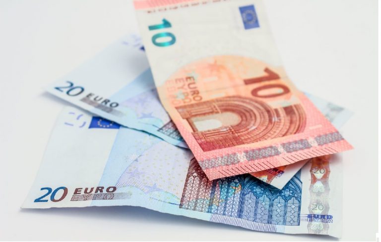 Conto corrente, ecco le operazioni che potrebbero insospettire il Fisco: la lista aggiornata Conto corrente, ecco le operazioni che potrebbero insospettire il Fisco: la lista aggiornata