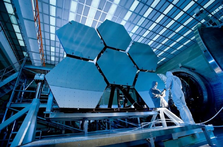 La Nasa ha scoperto un nuovo pianeta che dista 100 anni luce da noi: potrebbe essere abitabile. Ecco tutti i dettagli La Nasa ha scoperto un nuovo pianeta che dista 100 anni luce da noi: potrebbe essere abitabile. Ecco tutti i dettagli