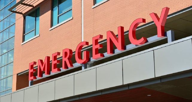 Pronto soccorso sotto assedio, 'in migliaia attendono il ricovero' - Sanità  