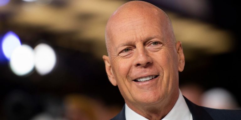 Demenza frontotemporale, la malattia di Bruce Willis: i primi sintomi e come si manifesta