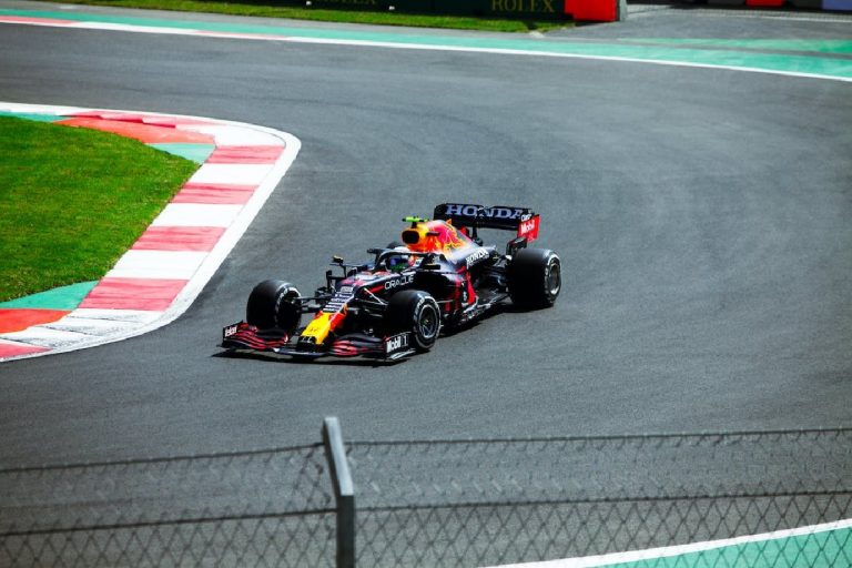 F1, GP Bahrein 2026 a Sepang: a che ora e dove vedere in tv prove libere, qualifiche e gara in diretta e in differita
