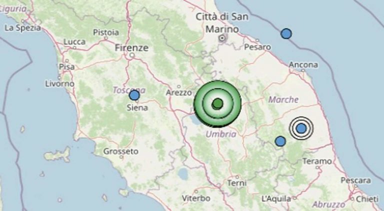 Terremoto al Centro Italia, l’esperto INGV svela: “Vicino alla faglia dell’Alto Tevere, il timore è che…” Terremoto al Centro Italia, l’esperto INGV svela: “Vicino alla faglia dell’Alto Tevere, il timore è che…”