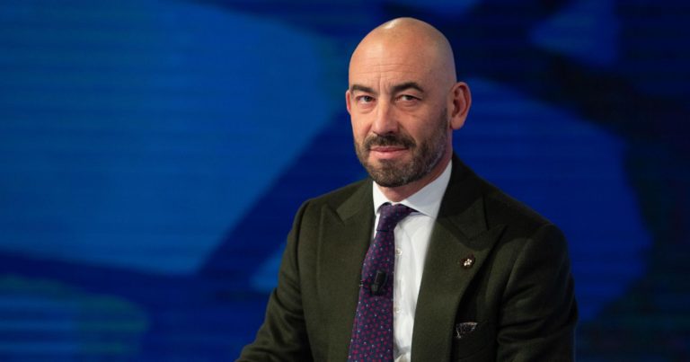 Influenza australiana, l’avvertimento di Matteo Bassetti: “Ecco come sarà il virus” Influenza australiana, l’avvertimento di Matteo Bassetti: “Ecco come sarà il virus”