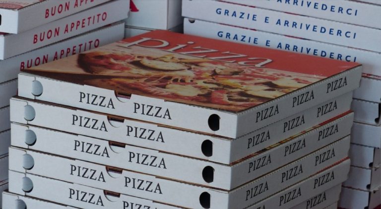 Se il cartone della pizza è di questo tipo non devi accettarlo, può nuocere alla salute: come distinguere quelli a norma