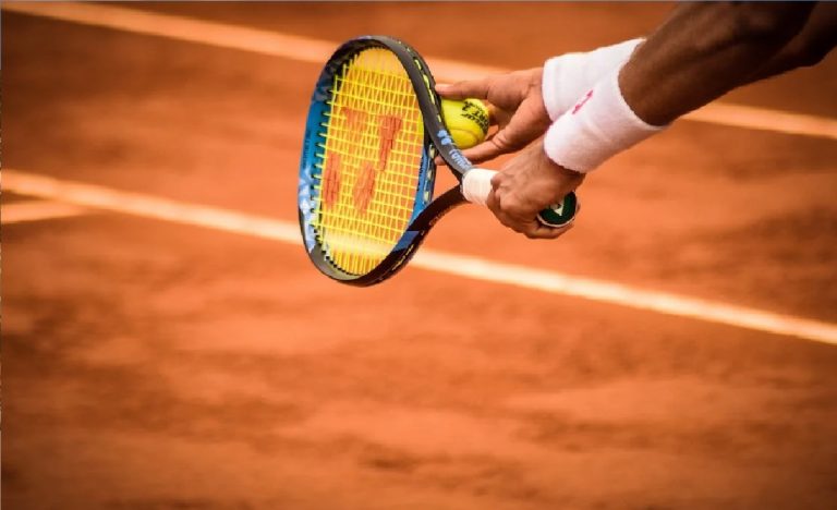 ATP Montecarlo 2023: Sinner di rimonta, ritiro di Berrettini. Musetti batte Djokovic ATP Montecarlo 2023: Sinner di rimonta, ritiro di Berrettini. Musetti batte Djokovic