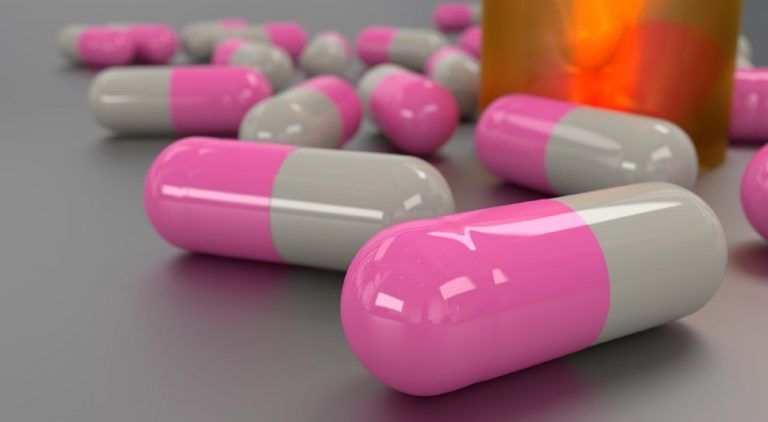 Gli antibiotici non funzionano più e quelli innovativi non sono sufficienti: l’allarme lanciato dall’OMS Gli antibiotici non funzionano più e quelli innovativi non sono sufficienti: l’allarme lanciato dall’OMS
