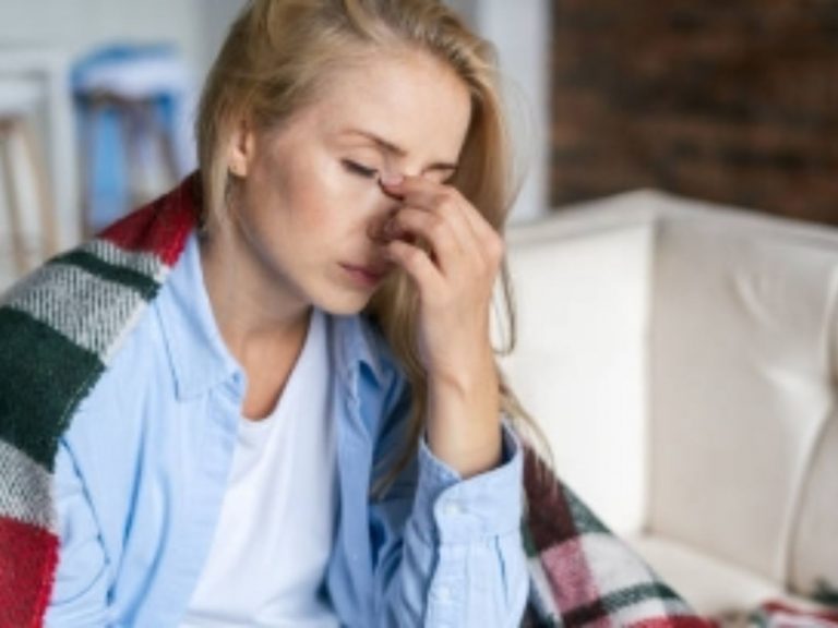Naso chiuso, ecco quali patologie può nascondere e quando rivolgersi al medico Naso chiuso, ecco quali patologie può nascondere e quando rivolgersi al medico