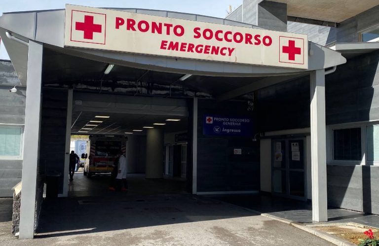 Boom di accessi al Pronto Soccorso a causa di allergie ai pollini: cosa sta accadendo Boom di accessi al Pronto Soccorso a causa di allergie ai pollini: cosa sta accadendo