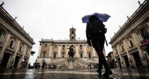 Meteo Roma - L'Estate si ferma sulla Capitale grazie ad una fase di piogge e temporali. Miglioramento in vista, le previsioni