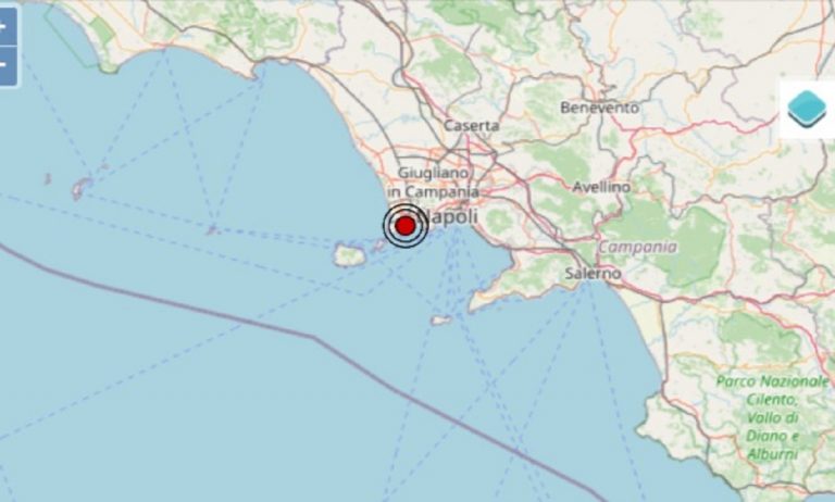 Terremoto oggi in Campania, scossa M 2.4 nei Campi Flegrei: dati Ingv Terremoto oggi in Campania, scossa M 2.4 nei Campi Flegrei: dati Ingv