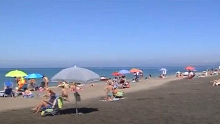 Allarme bolle tra i bagnanti dopo essere stati in spiaggia: “Forse si tratta di punture di…”