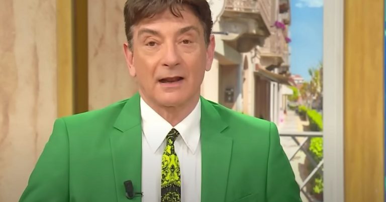 Oroscopo Paolo Fox oggi, domenica 20 agosto 2023: anticipazioni Sagittario, Capricorno, Acquario e Pesci Oroscopo Paolo Fox oggi, domenica 20 agosto 2023: anticipazioni Sagittario, Capricorno, Acquario e Pesci