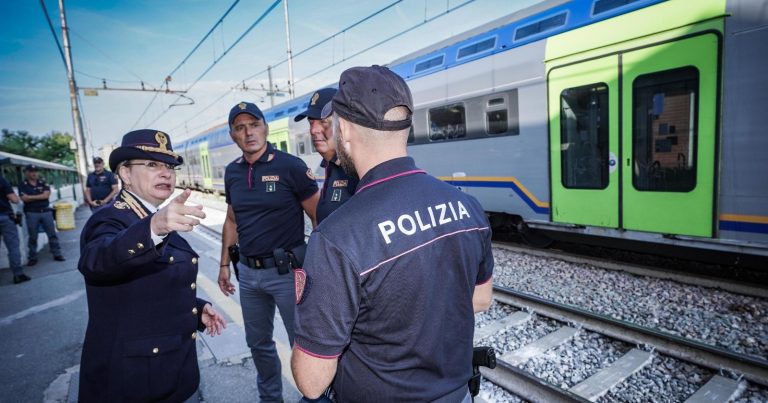 Brandizzo, parla il caposquadra sopravvissuto: “Non ci hanno…” Brandizzo, parla il caposquadra sopravvissuto: “Non ci hanno…”