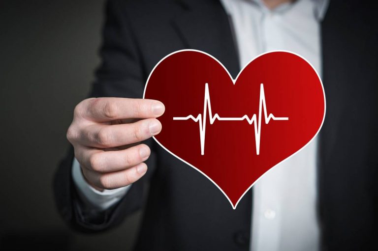 Niente più aspirina per il cuore: un altro farmaco sarebbe più efficace per prevenire ictus e infarti Niente più aspirina per il cuore: un altro farmaco sarebbe più efficace per prevenire ictus e infarti