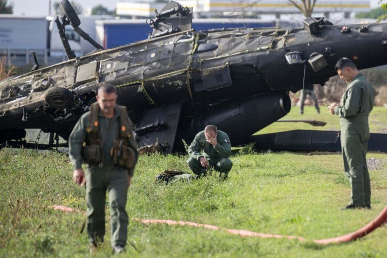 Elicottero precipita in Italia, chiusa la superstrada: ecco cos’è successo e dove