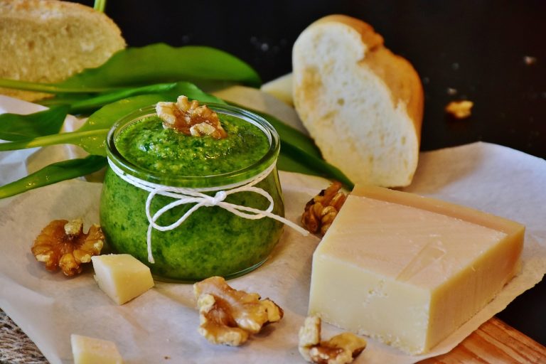 Allerta alimentare, ritirato dai supermercati un lotto di un noto pesto al basilico: i dettagli Allerta alimentare, ritirato dai supermercati un lotto di un noto pesto al basilico: i dettagli