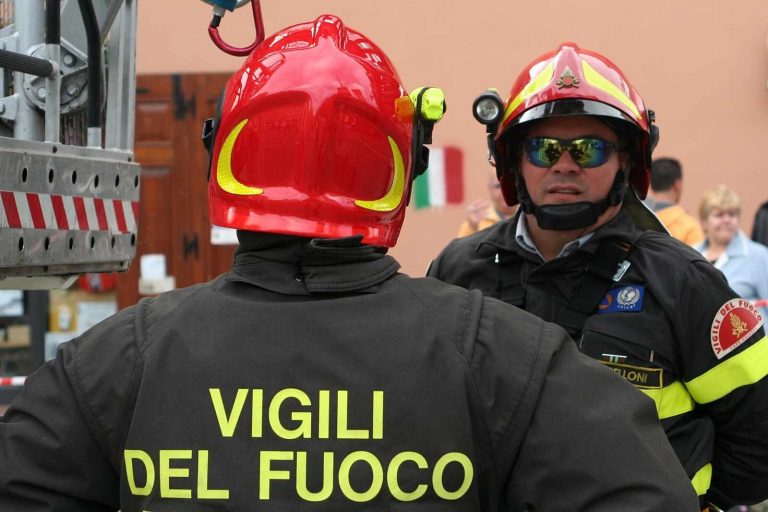Forte maltempo in Italia, il torrente è esondato: famiglie evacuate. Ecco cos’è successo e dove