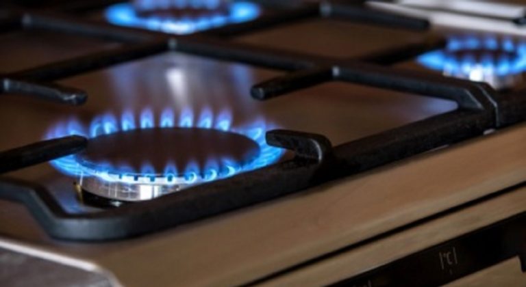 Gas, tariffa bloccata o indicizzata: ecco come fare la scelta più conveniente