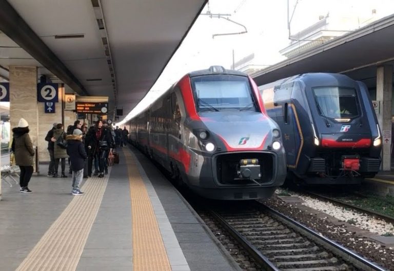 Treno evacuato in Italia, intervengono i Vigili del Fuoco: ecco cosa è successo e dove