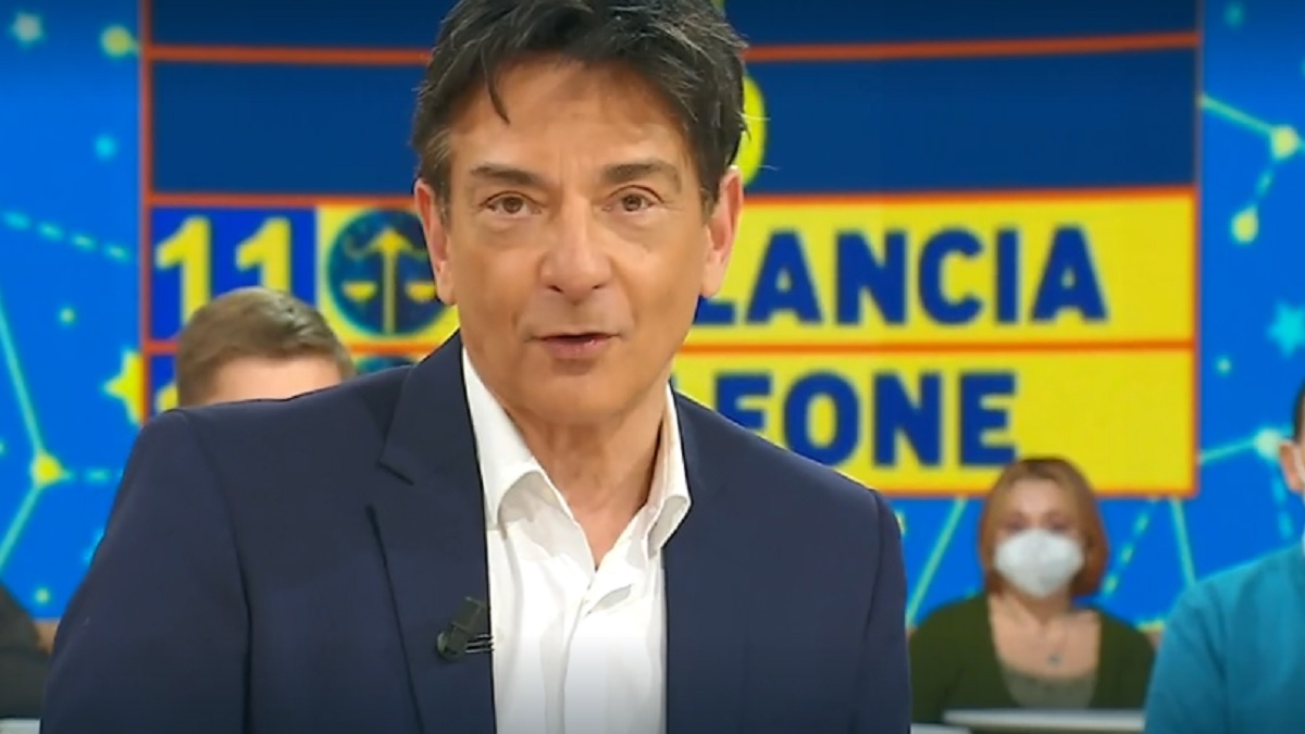 Oroscopo Paolo Fox oggi, sabato 11 novembre 2023, da Ariete a Cancro: la pazienza del Toro sarà messa alla prova