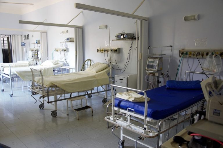 Autonomia differenziata nella Sanità, rischio di lunghe code per una visita e tariffe più care: la catastrofe preannunciata da Gimbe Autonomia differenziata nella Sanità, rischio di lunghe code per una visita e tariffe più care: la catastrofe preannunciata da Gimbe