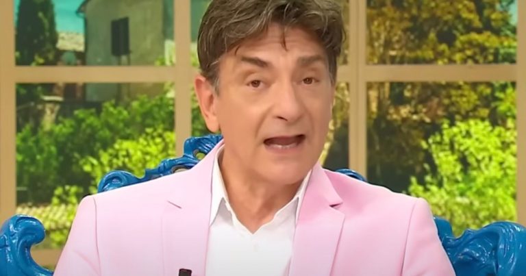 Oroscopo Paolo Fox oggi, 6 dicembre 2023, da Ariete a Cancro: ancora tensioni per il Toro Oroscopo Paolo Fox oggi, 6 dicembre 2023, da Ariete a Cancro: ancora tensioni per il Toro