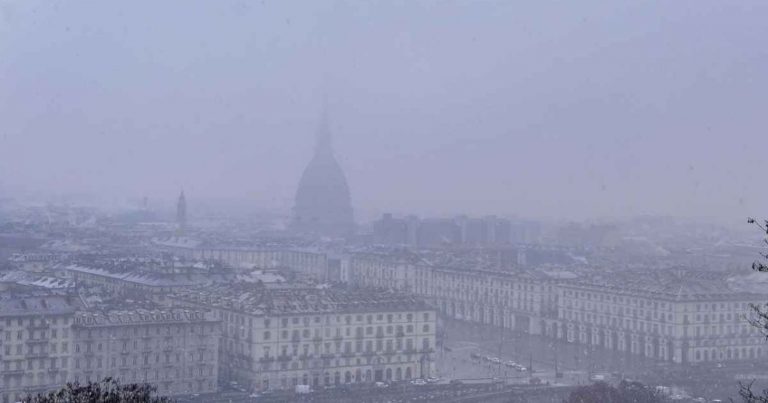 Meteo Torino – Domenica di pioggia, poi breve pausa asciutta ad inizio settimana; le previsioni