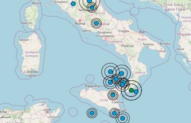 Terremoto, scossa di magnitudo 3.6 nettamente avvertita in provincia di Reggio Calabria: paura e scuole chiuse, ecco dove Terremoto, scossa di magnitudo 3.6 nettamente avvertita in provincia di Reggio Calabria: paura e scuole chiuse, ecco dove