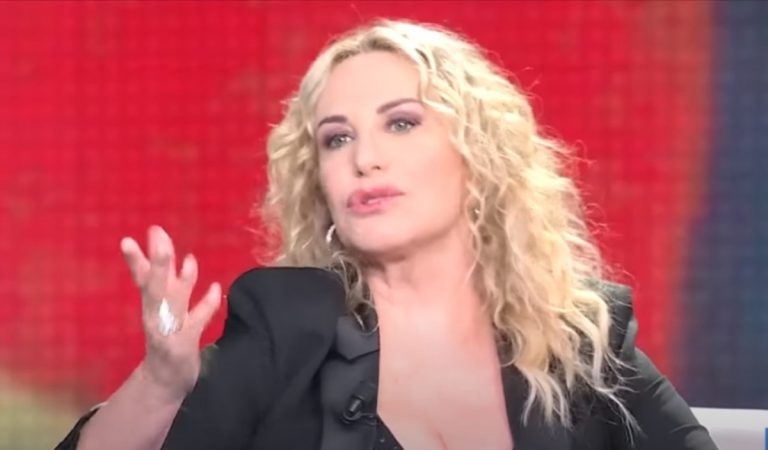 È sempre mezzogiorno, Antonella Clerici rompe il silenzio sull’abbandono di Lorenzo Biagiarelli: “Penso che…”