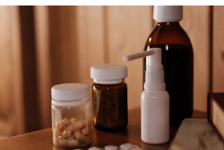 Covid, testato con successo lo spray nasale con anticorpi che protegge dall’infezione: “Servirà anche contro altri virus..” Covid, testato con successo lo spray nasale con anticorpi che protegge dall’infezione: “Servirà anche contro altri virus..”